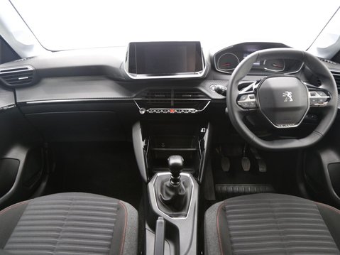 Peugeot 208 PURETECH ACTIVE PREMIUM PLUS S/S 9