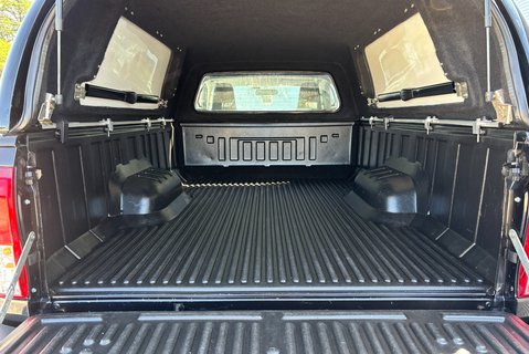 Toyota Hilux Active 4WD D-4D Single Cab Pickup - Gullwing Canopy 13