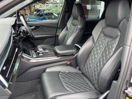 Audi SQ7 4.0 TFSI V8 Black Edition SUV 5dr Petrol Tiptronic quattro Euro 6 (507ps) 12