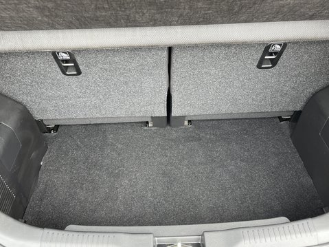 Suzuki Ignis 1.2 Dualjet 12V Hybrid SZ-T 5dr 33