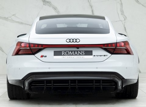 Audi RS E-Tron GT Carbon Vorsprung 5