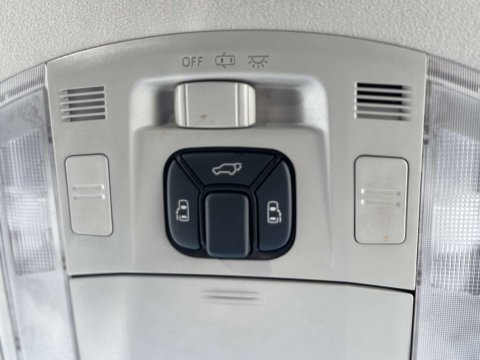 Toyota Alphard V6 4WD TOWBAR 84