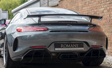 Mercedes-Benz Amg GT GT R 25