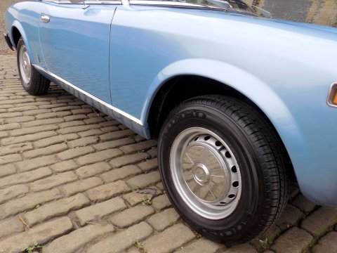 Fiat 124 Spider CS 1800 37