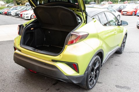 Toyota C-HR LIME EDITION 35