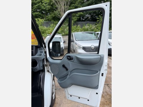 Ford Transit 2.2 TDCi 280 Panel Van 5dr Diesel Manual FWD L2 H1 (198 g/km, 123 bhp) 22