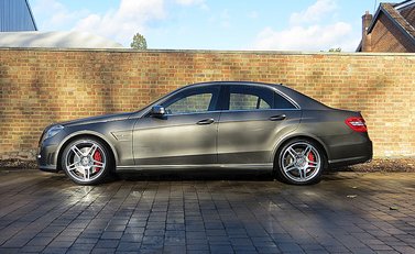 Mercedes-Benz E Class AMG 5