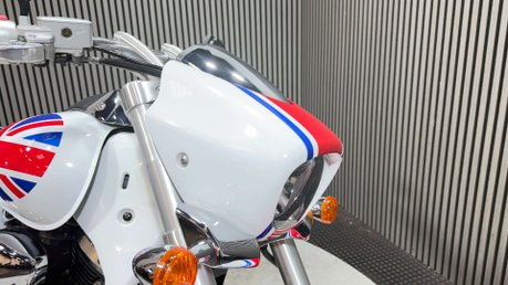 Suzuki Intruder 1500 2012 ONLY 16K FRESHLY PAINTED UNION JACK MOT SEP 2027 32