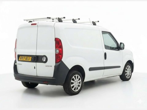 Vauxhall Combo 1.3 CDTi 2000 16v Temperature Controlled 3dr Diesel Manual FWD L1 H1 (133 g 11