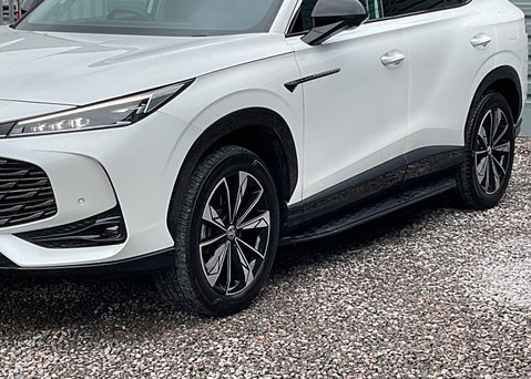MG HS 1.5 T-GDI PHEV TROPHY 4