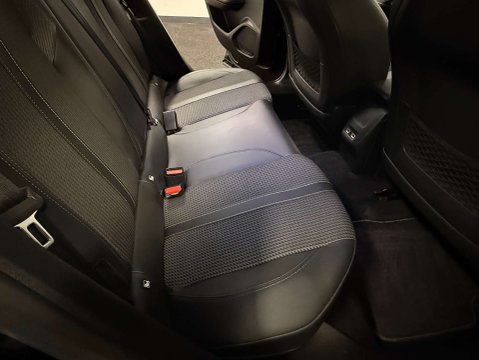 Peugeot 2008 1.2 2008 GT Line PureTech S/S Auto 5dr 32