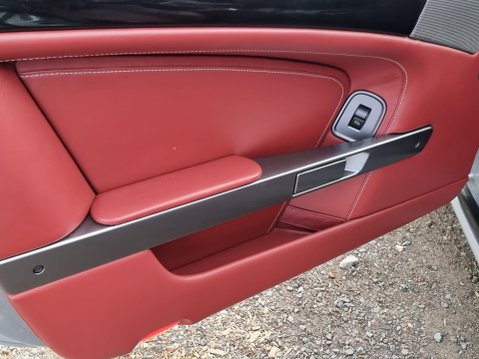 Aston Martin DB9 V12 44