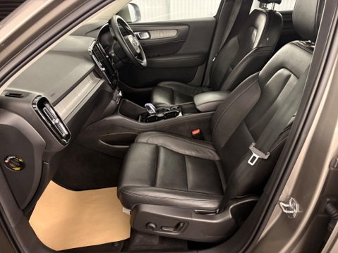 Volvo XC40 1.5h T5 Twin Engine Recharge 10.7kWh Inscription Pro Auto Euro 6 (s/s) 5dr 5