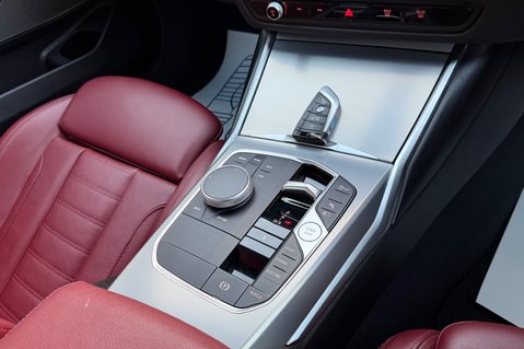 BMW 3 Series 330E M SPORT PHEV -TACORA RED LEATHER -COMF/VIS PACKS -HARMAN KARDON -VATQ 4