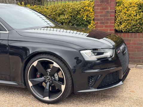 Audi RS4 4.2 RS 4 FSI Quattro Auto 4WD 5dr 6