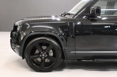 Land Rover Defender 3.0 Defender HSE D MHEV Auto 4WD 5dr 20
