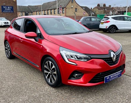 Renault Clio 1.0 Clio Iconic Bose TCe 5dr 4