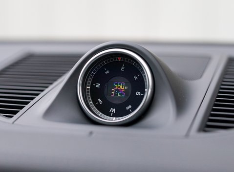 Porsche Macan GTS 21