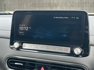 Hyundai KONA PREMIUM 22