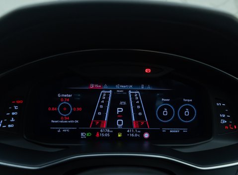 Audi RS6 AVANT PERFORMANCE 21