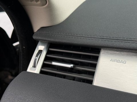 Land Rover Range Rover Evoque 2.2 SD4 Pure Auto 4WD Euro 5 (s/s) 5dr 70