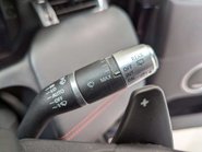 Land Rover Discovery Sport 2.0 Discovery Sport R-Dynamic HSE Auto 4WD 5dr 57