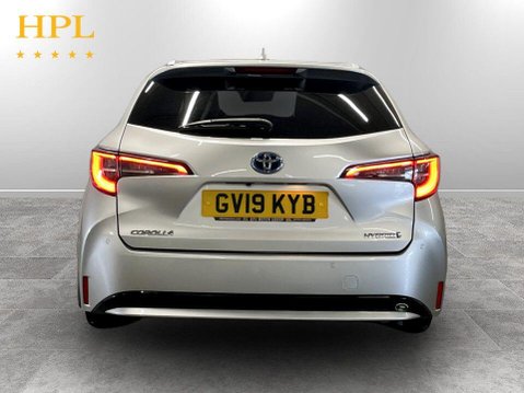 Toyota Corolla 1.8 VVT-h Excel Touring Sports 5dr Petrol Hybrid CVT Euro 6 (s/s) (122 ps) 6