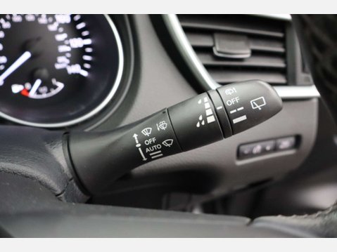 Nissan Qashqai 1.3 Qashqai Tekna DiG-T Semi-Auto 5dr 44