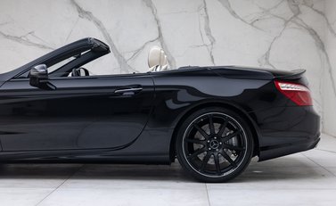 Mercedes-Benz SL Class SL63 AMG 52
