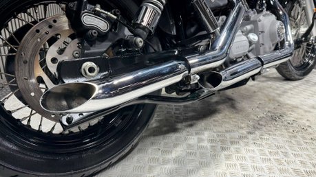 Harley-Davidson Street BOB FXDB 2009 ONLY 11K EXTRAS FITTED LONG MOT 1584 30