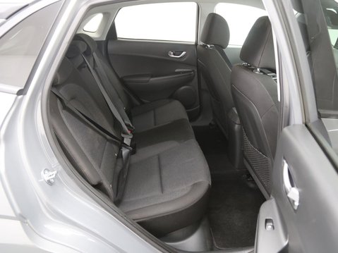 Hyundai KONA 39kWh Premium Auto 5dr (10.5kW Charger) 23