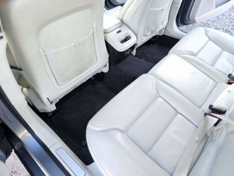 Volvo S90 2.0 D4 Inscription Pro Saloon 4dr Diesel Auto Euro 6 (s/s) (190 ps) 22