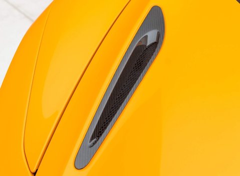 McLaren 720S Spider Peformance 36