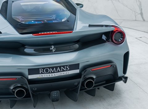 Ferrari 488 Pista 42