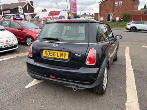 Mini Hatch 1.6 One 3dr 12