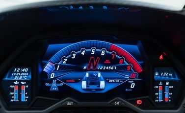 Lamborghini Aventador S LP 740-4 Roadster 19