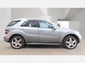 Mercedes-Benz M Class 3.0 ML300 CDI V6 BlueEfficiency Sport SUV 5dr Diesel G-Tronic 4WD Euro 5 (2 5