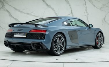 Audi R8 V10 PERFORMANCE CARBON BLACK 3