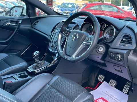 Vauxhall Astra GTC 2.0T VXR Euro 6 (s/s) 3dr 17