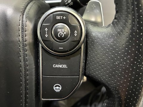 Land Rover Range Rover Sport 3.0 SD V6 Autobiography Dynamic Auto 4WD Euro 6 (s/s) 5dr 35