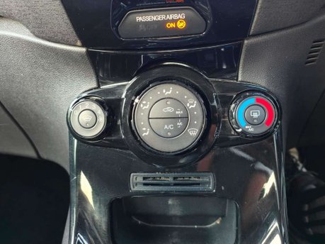 Ford Fiesta 1.25 Zetec Euro 5 5dr 54