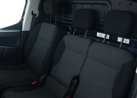 Peugeot e-Partner 800 50kWh Professional Premium + Standard Panel Van 5dr Electric Auto SWB ( 37