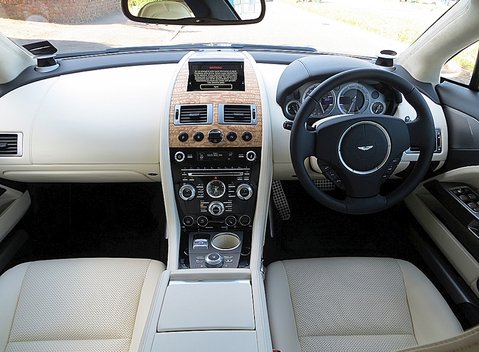 Aston Martin Rapide 6