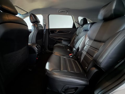 Kia Sorento CRDI KX-2 ISG 21