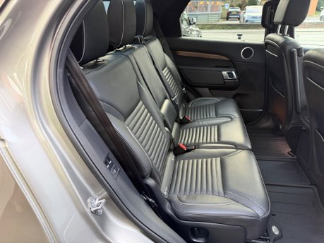 Land Rover Discovery 3.0 SD V6 HSE SUV 5dr Diesel Auto 4WD Euro 6 (s/s) (306 ps) 40