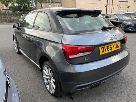Audi A1 TFSI S LINE 6