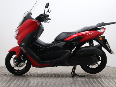 Yamaha Nmax 125 GPD125-A ABS 8