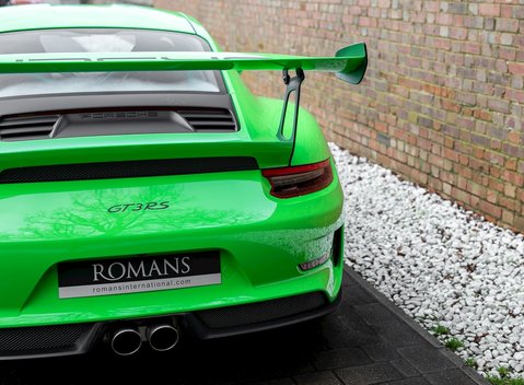 Porsche 911 GT3 RS (991.2) 32