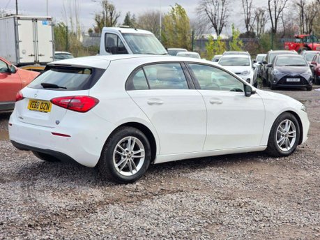 Mercedes-Benz A Class 1.5 A180d SE (Executive) Hatchback 5dr Diesel 7G-DCT Euro 6 (s/s) (116 ps) 18