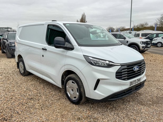 Ford Transit Custom SWB L1H1 Low Roof Trend 280 Air Con Cam Carplay Sensors EURO 6 4